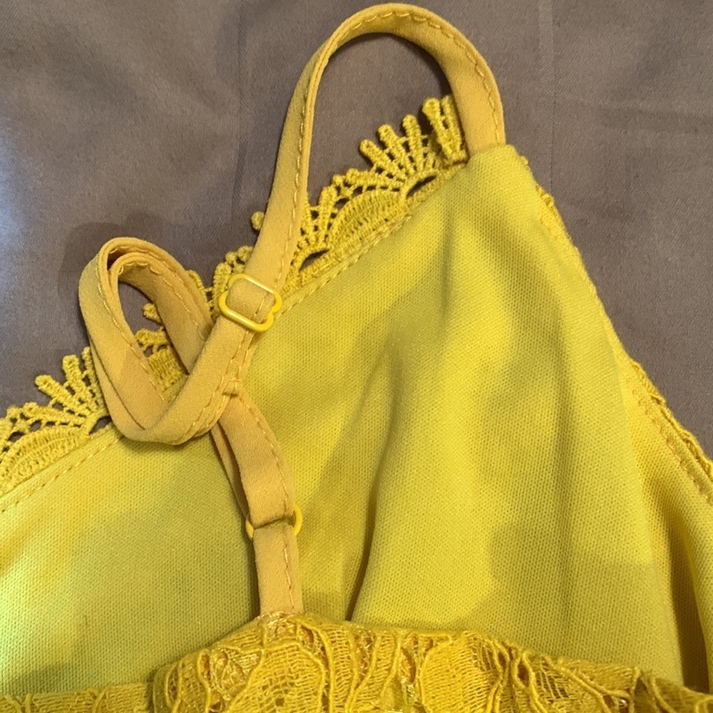 NEW NSR Lace Midi Dress - Picture 8 of 16